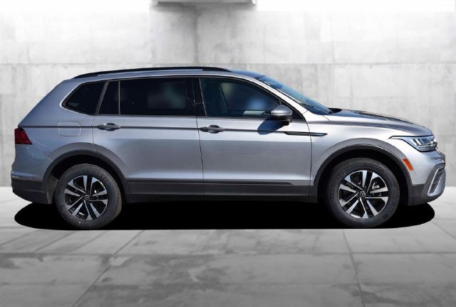 Certified 2022 Volkswagen Tiguan S w/ Driver Assistance Package AWD/4WD image 5