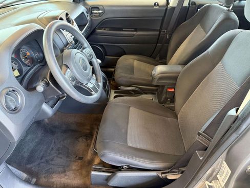 Used 2015 Jeep Patriot Sport w/ Power Value Group FWD image 5