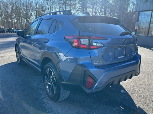Used 2024 Subaru Crosstrek 2.0i Premium image 10
