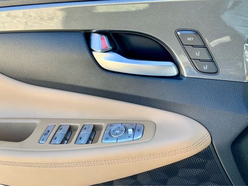 Used 2022 Hyundai Santa Fe Calligraphy image 51