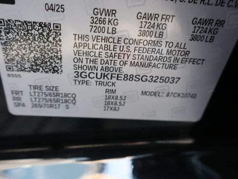 Used 2025 Chevrolet Silverado 1500 LT Trail Boss w/ Convenience Package II AWD/4WD image 33