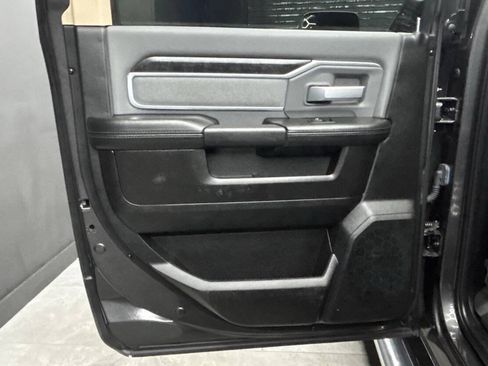 Used 2019 RAM 2500 Big Horn RWD image 26