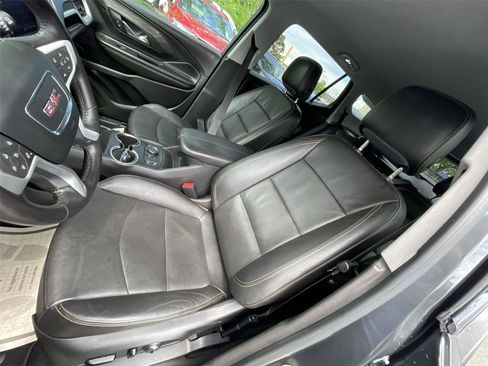 Used 2021 GMC Terrain SLT AWD/4WD image 14