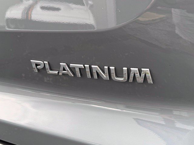 Used 2025 Nissan Pathfinder Platinum FWD image 7