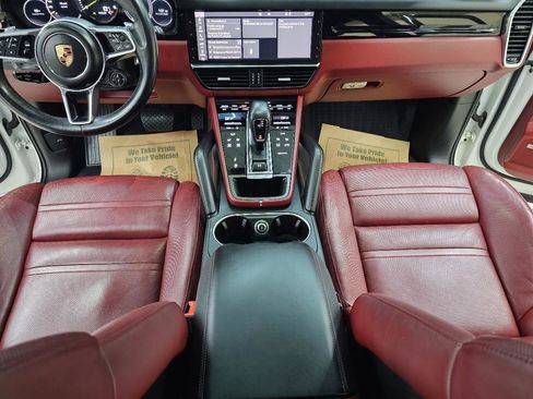 Used 2020 Porsche Cayenne E-Hybrid image 29