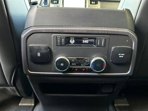 Used 2024 Ford Expedition Platinum AWD/4WD image 35