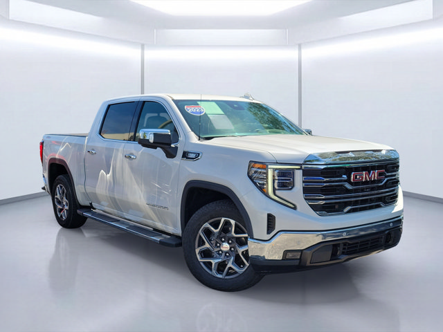 Used 2023 GMC Sierra 1500 SLT w/ SLT Premium Plus Package AWD/4WD image 1