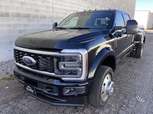Used 2025 Ford F450 Platinum image 9