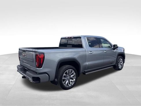 Used 2025 GMC Sierra 1500 Denali AWD/4WD image 21