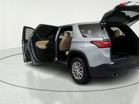 Certified 2023 Chevrolet Traverse LS FWD image 11