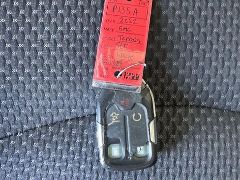 Used 2022 GMC Terrain SLE w/ Driver Convenience Package AWD/4WD image 38