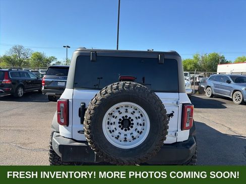 Used 2023 Ford Bronco Wildtrak image 5