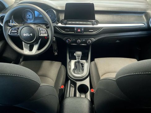 Used 2024 Kia Forte LXS FWD image 31