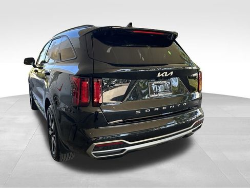Used 2022 Kia Sorento EX FWD image 4