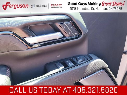 New 2026 GMC Sierra 2500 AT4X w/ LPO, Black Badging Package AWD/4WD image 17