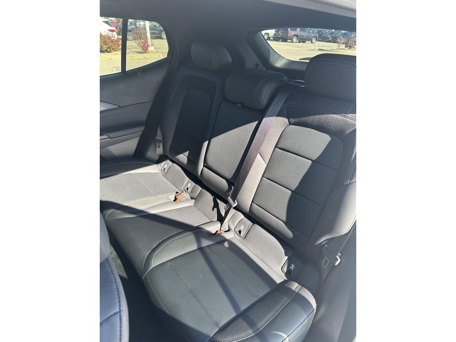 Used 2025 Chevrolet Equinox EV LT w/ Convenience Package FWD image 34