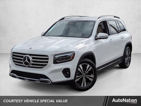 New 2026 Mercedes-Benz GLB 250 image 1