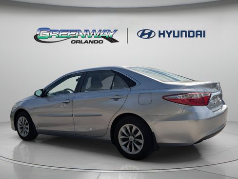 Used 2015 Toyota Camry LE FWD image 6