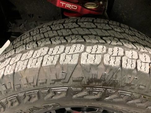 Used 2022 Toyota Tacoma TRD Pro AWD/4WD image 30