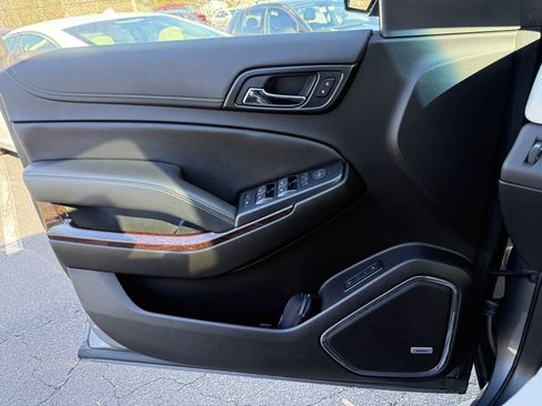 Used 2019 GMC Yukon SLT w/ Premium Edition image 20