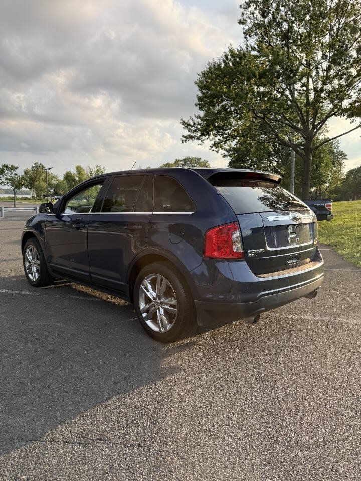 Used 2012 Ford Edge Limited FWD image 5