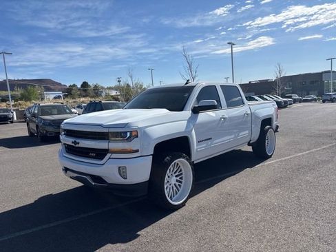 Used 2018 Chevrolet Silverado 1500 LT w/ All Star Edition image 7