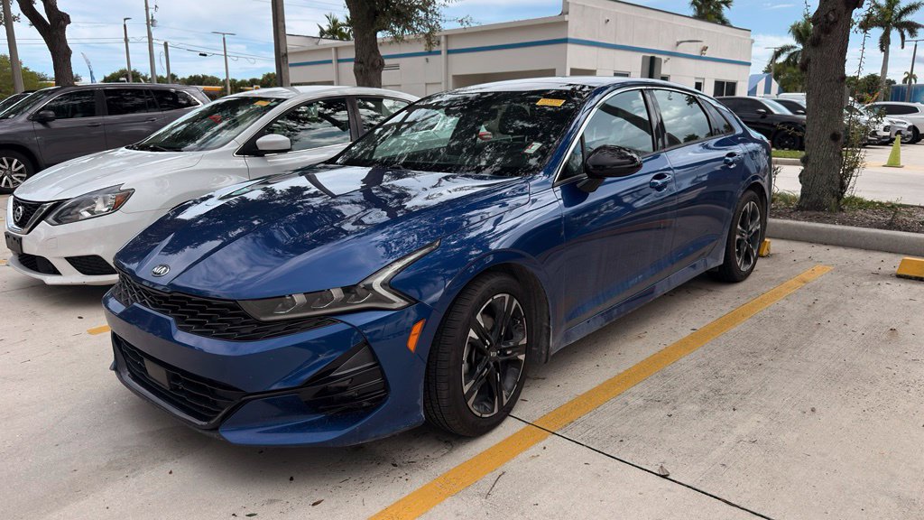 Used 2021 Kia K5 GT-Line AWD/4WD image 2