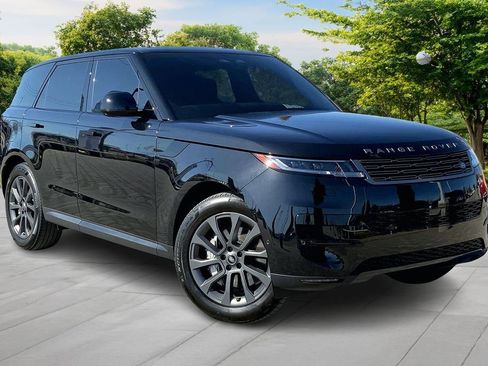 Used 2025 Land Rover Range Rover Sport S image 3