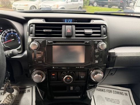Used 2019 Toyota 4Runner TRD Off-Road Premium AWD/4WD image 15