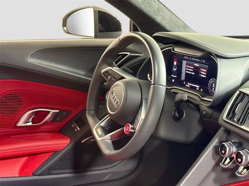 Used 2023 Audi R8 V10 performance image 29