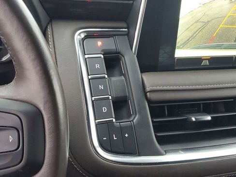 Used 2023 GMC Yukon XL SLE w/ Gmc Pro Safety Plus Package image 24