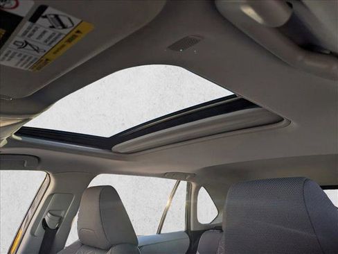 Used 2023 Toyota RAV4 XLE image 15