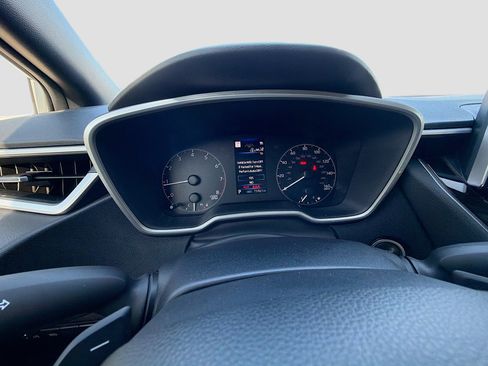 Used 2023 Toyota Corolla SE w/ SE Premium Package image 37