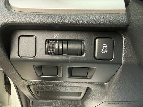 Used 2016 Subaru Impreza 2.0i Premium AWD/4WD image 24