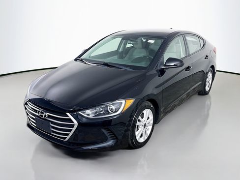 Used 2018 Hyundai Elantra SEL image 4