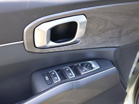 Used 2024 Kia Sorento X-Line EX image 28