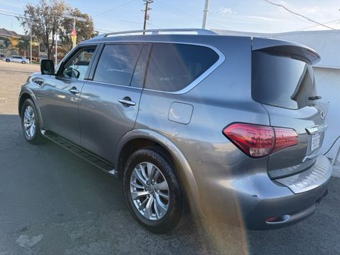 Used 2017 INFINITI QX80 Base image 6