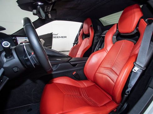 Used 2020 Chevrolet Corvette Stingray Premium Conv w/ 3LT Preferred Equipment Group image 17