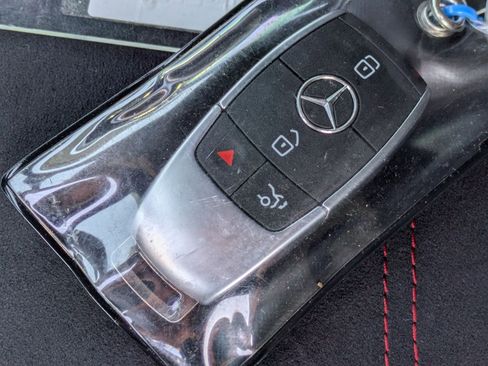 Certified 2025 Mercedes-Benz GLA 250 4MATIC image 35