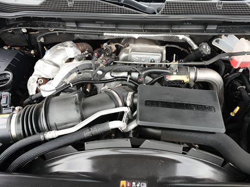 Used 2022 Chevrolet Silverado 2500 LTZ w/ LTZ Plus Package AWD/4WD image 28