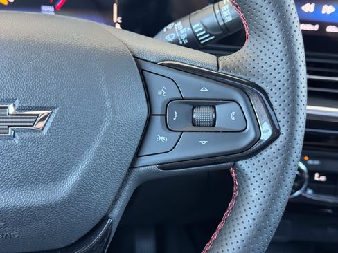 New 2026 Chevrolet Trax RS w/ Sunroof Package FWD image 28