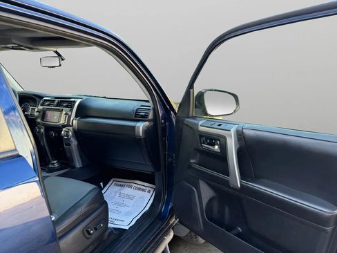Used 2014 Toyota 4Runner SR5 Premium AWD/4WD image 21