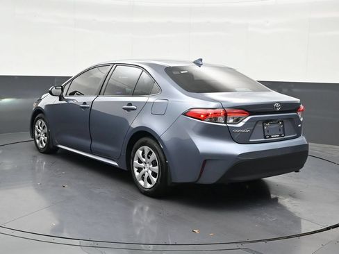 Used 2024 Toyota Corolla LE FWD image 3
