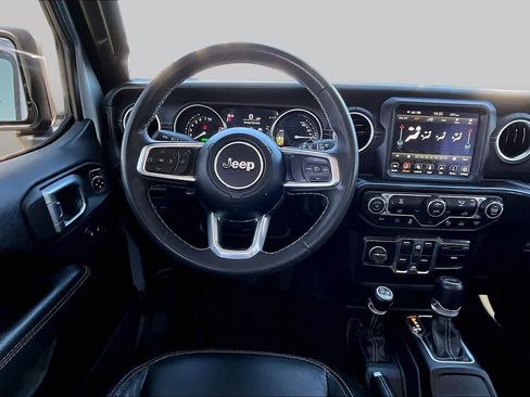 Used 2023 Jeep Wrangler Unlimited Sahara w/ Safety Group AWD/4WD image 6