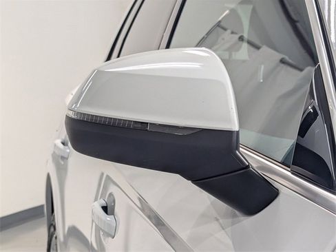 Used 2019 Audi Q5 2.0T Premium w/ Convenience Package image 32