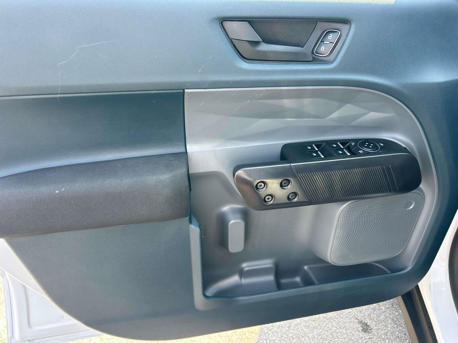 Used 2025 Ford Maverick XL FWD image 23