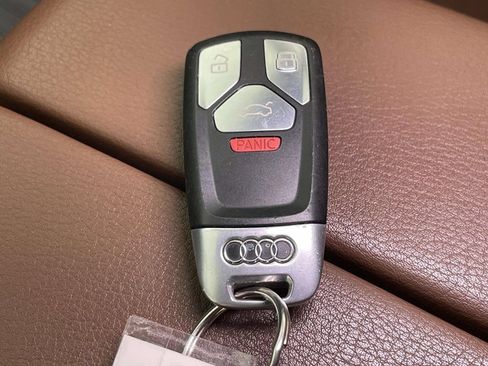 Used 2018 Audi Q7 3.0T Premium Plus AWD/4WD image 39