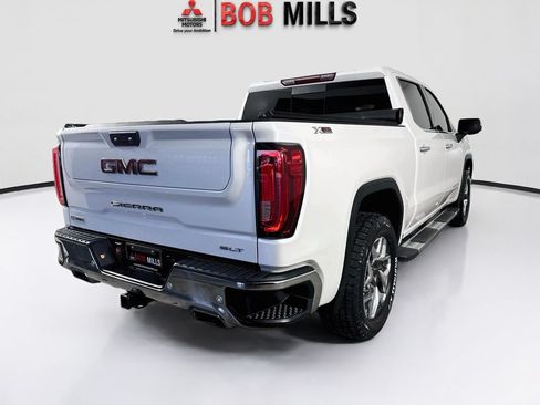 Used 2024 GMC Sierra 1500 SLT w/ SLT Premium Plus Package AWD/4WD image 7