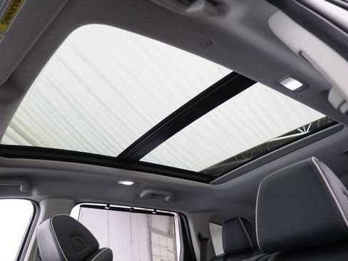 Used 2024 Acura MDX SH-AWD w/ Advance Package image 29