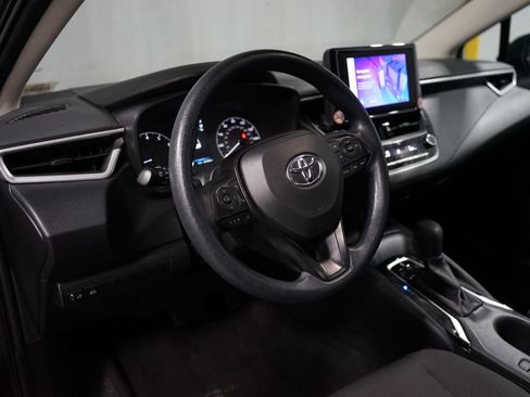 Used 2024 Toyota Corolla LE FWD image 7